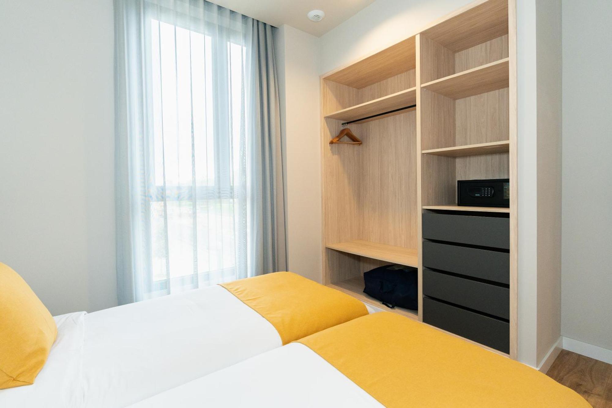 Dorm4You Arena 2 バレンシア エクステリア 写真